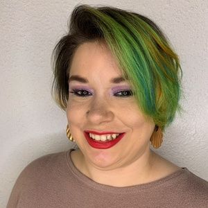 Meet your Posher, Brandy